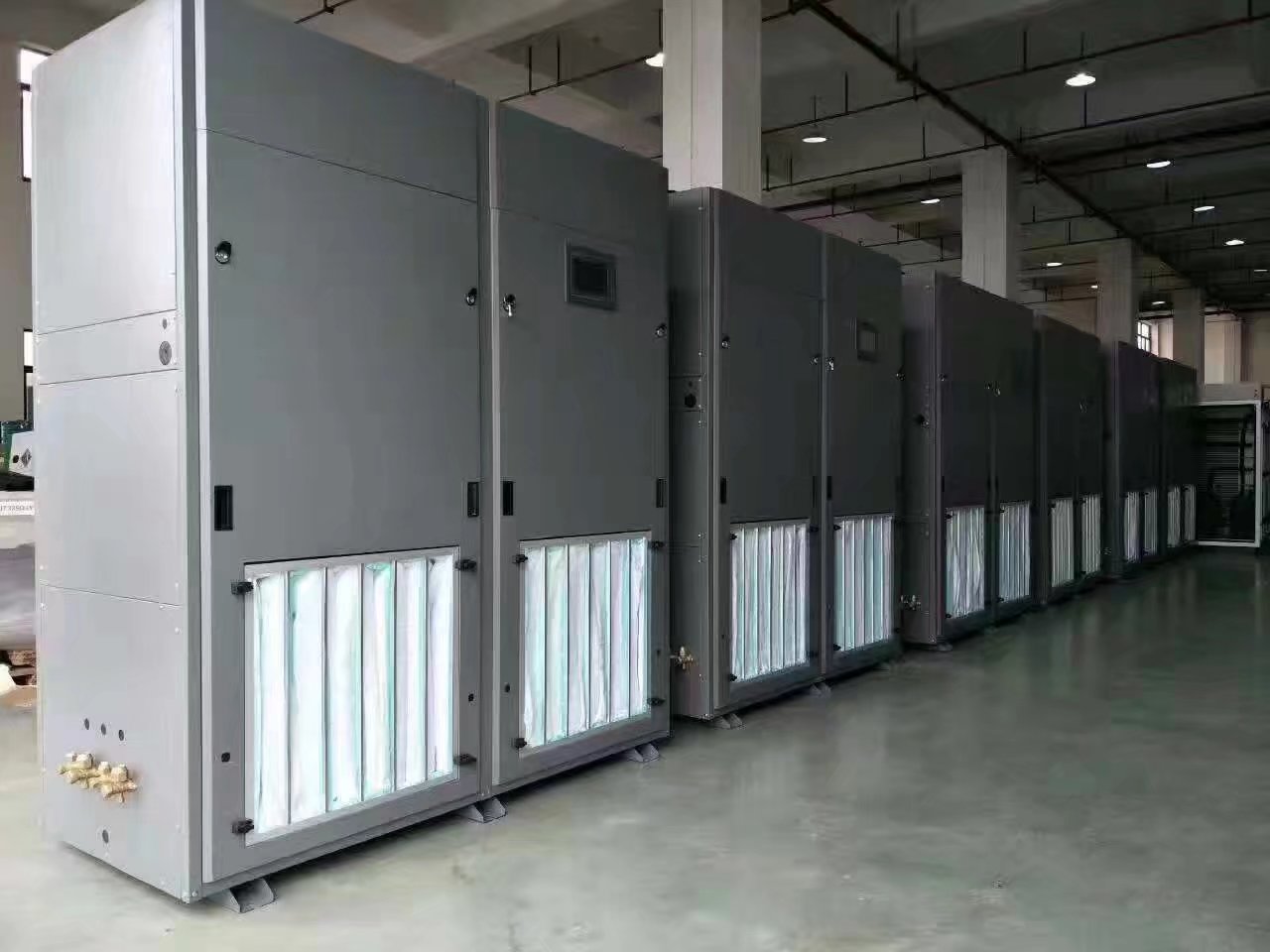 <a href=http://m.lmprhq.cn/news_article?news_id=223>機(jī)房空調(diào)</a>