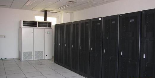 <a href=http://m.lmprhq.cn/news_article?news_id=224>機房空調(diào)</a>